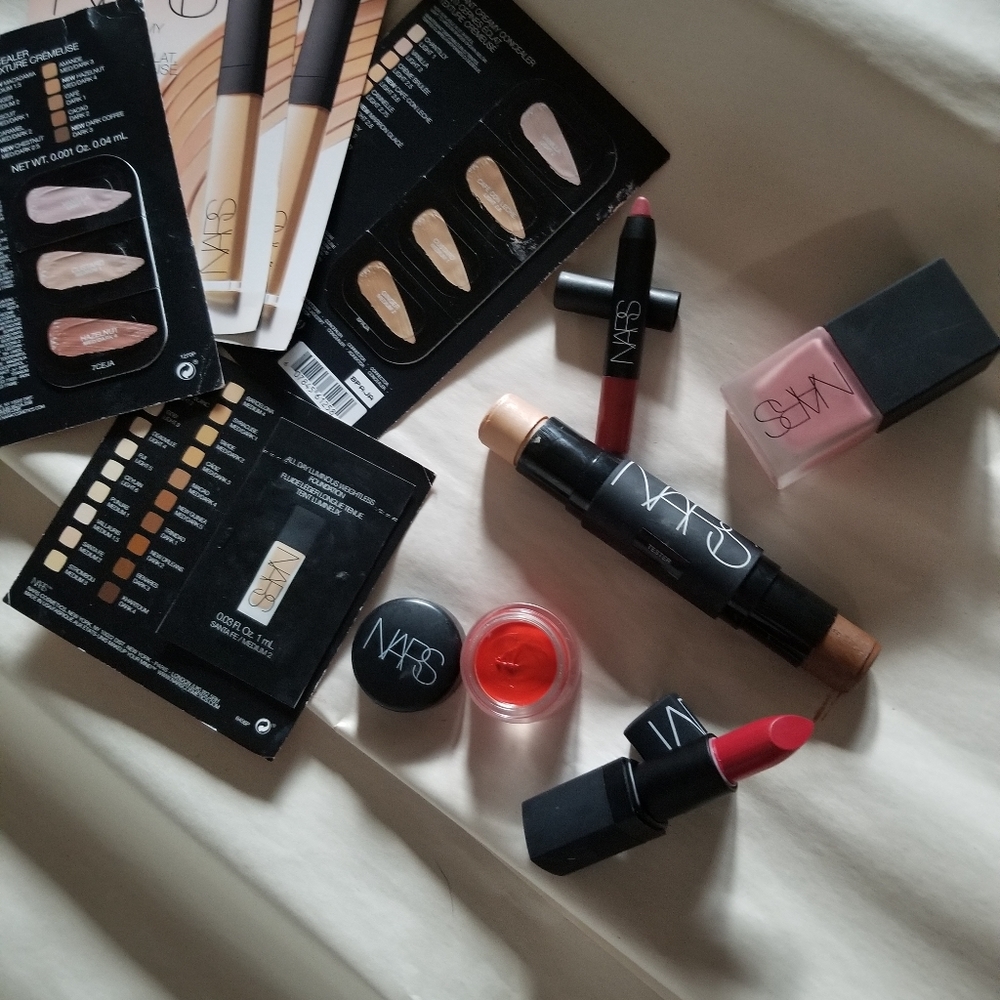 NARS makeup bundle